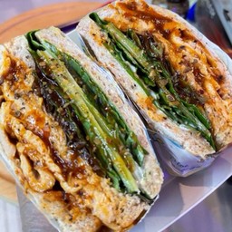 แซนวิชอกไก่