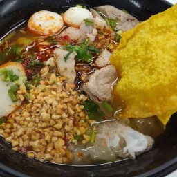 ก๋วยเตี๋ยวคนรักเส้น ร้านสิงเส้น เรวดี44