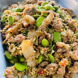 หมูสามชั้นผัดกะปิ