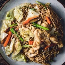 ผัดหมี่ฮ่องกงไก่(หมี่ซั่ว) L