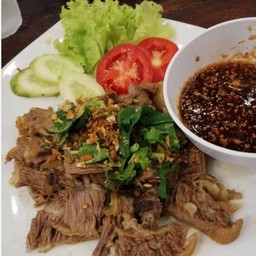 เนื้อตุ๋นจิ้มแจ่ว