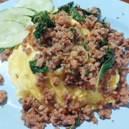 อาหารตามสั่ง ร้านวิ้วิ้ แม่ริม
