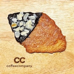 Flat Chocolate Croissant 30g│AOP Butter
