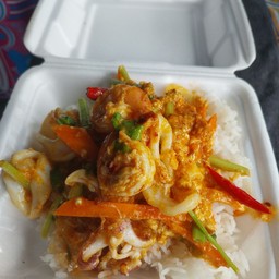 ข้าวผัดผงกระหรี่