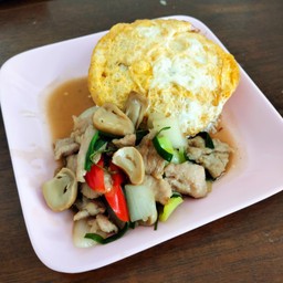 ข้าวพริกหยวกหมู หรือ ไก่