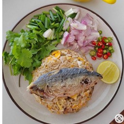 ข้าวผัดปลาทู