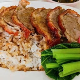 ข้าวหน้าเป็ด   + ไข่ต้ม 1 ฟอง