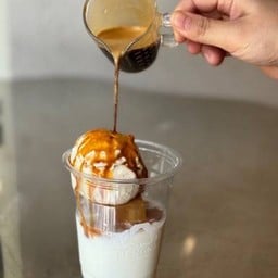 TIENGNA SIGNATURE ICED COFFEE