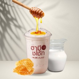 นมสดน้ำผึ้ง (Milk & Honey)