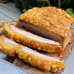 Craft food Signature หมูกรอบอบเตาถ่าน @799