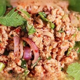 ลาบหมูล้วน