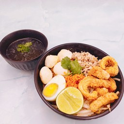 เตี๋ยวคลุกหมูสับทรงเครื่อง สูตรหม่าล่า