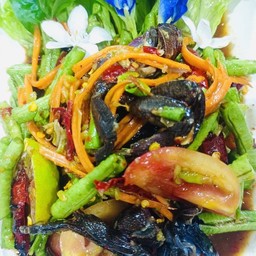 ส้มตำถั่วปูปลาร้า