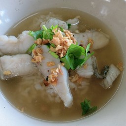 ข้าวต้มปลากระพง