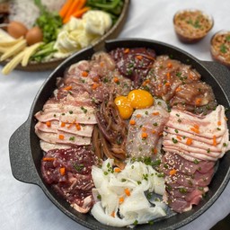 ชุดกลาง