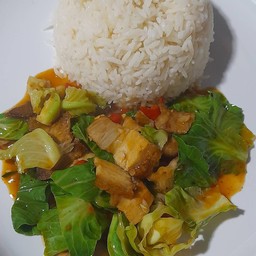 แขนงหมูกรอบราดข้าว