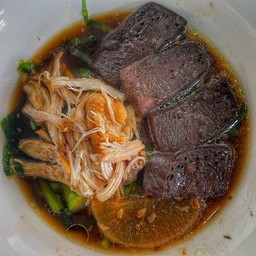 เกาเหลา เนื้อไก่ฉีก+เลือด