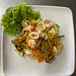 ผัดหมี่ซั่วทะเล