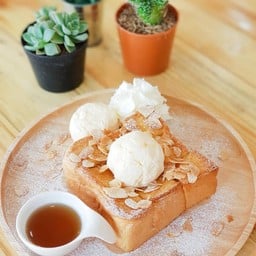 โทสต์ฮันนี่