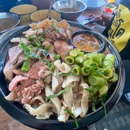 ลวกจิ้ม รวมทุกอย่าง (หมู+เนื้อ)