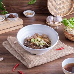 ก๋วยเตี๋ยวแห้งรวม