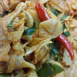 ผัดเผ็ดหน่อไม้ดอง