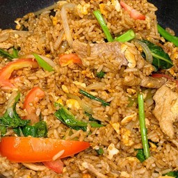ข้าวผัดโบราณ (ข้าวผัดซีอิ๊วดำ)
