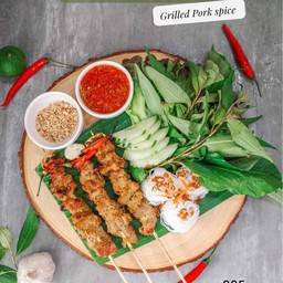 หมูสมุนไพรย่างถ่าน