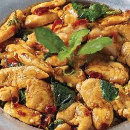 กระเพรา ไก่