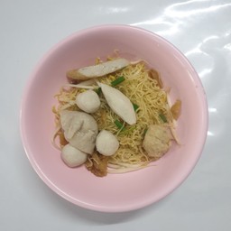 บะหมี่2 ก้อน ลูกชิ้น