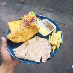 สเต็กหมู+สเต็กปลา