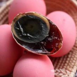 ยำมะม่วงไข่เยี่ยวม้า