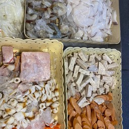 วุ้นเส้นรวมมิตรทะเล