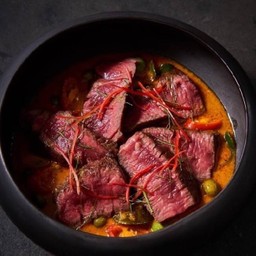 D.พะแนงเนื้อย่าง