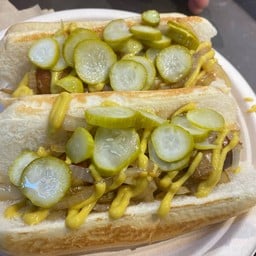 เซ็ทคู่ฮอทดอกโชริโซ่ chorizo hotdogs (2pcs)