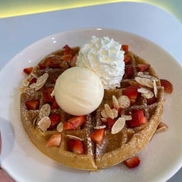 จัมโบ้วาฟเฟิลสตรอเบอรี่