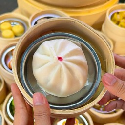 เปาไส้หมูแดง