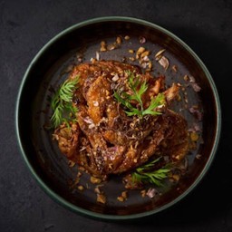 D.ปีกไก่ทอดซอสมะแขว่น