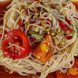 ตำขนมจีน