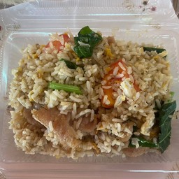 ข้าวผัดหมู