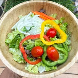 [อร่อยซ่ากับโค้ก] Y's Salad +  โค้ก ออริจินัล (กระป๋อง) 