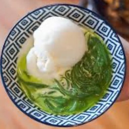 ไอศครีมกะทิลอดช่อง