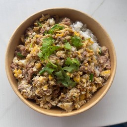 ข้าวหมูสับผัดไข่