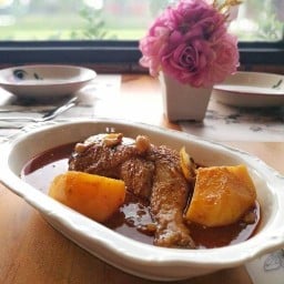 แกงมัสมั่น ไก่(น่องติดสะโพก)