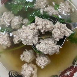 ต้มบ๊วยหมูสับ