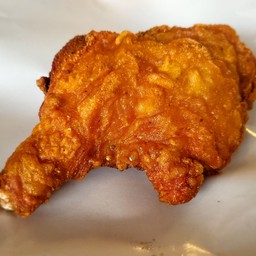สะโพกไก่ติดน่อง ชิ้นใหญ่