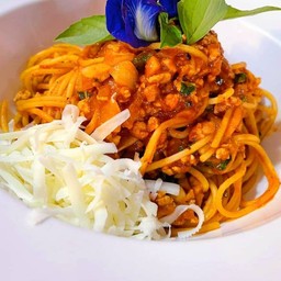 สปาเก็ตตี้ซอสมะเขือเทศหมู