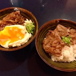ชุดอิ่มคู่ ข้าวหมูเกาหลีไข่ดาว+ข้าวหมูเกาหลี