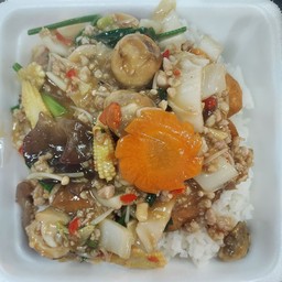 เต้าหู้ทรงเครื่องหมูสับราดข้าว