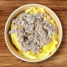 ข้าวไข่ข้นหน้าไก่สับ